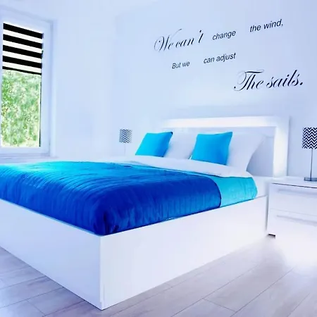 아파트 Aquamarine Polanki